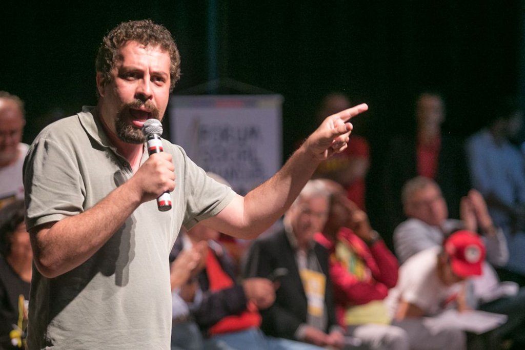 Boulos: nosso governo vai proteger os trabalhadores (Foto: Sul 21) Boulos: nosso governo vai proteger os trabalhadores