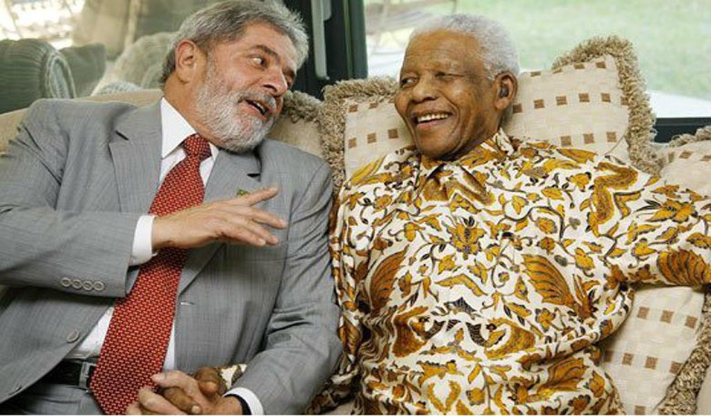 A campanha pela libertação do Lula está parecida com a de libertação do Mandela A campanha pela libertação do Lula está parecida com a de libertação do Mandela