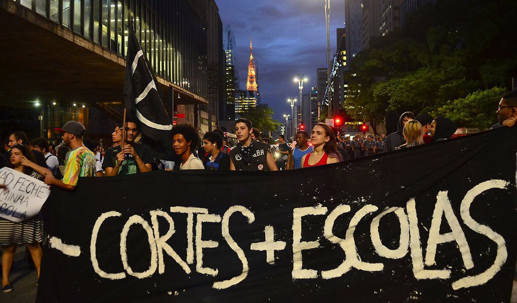 Educação no estado de São Paulo: falta de professor e vandalismo (Foto: Rovena Rosa/Agência Brasil) Educação no estado de São Paulo: falta de professor e vandalismo