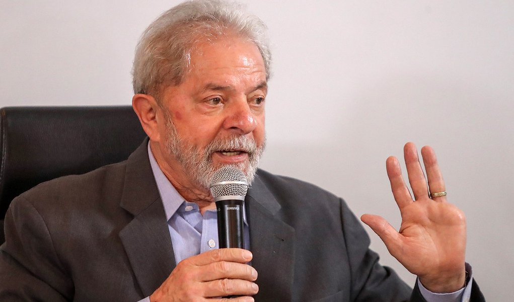 MST: decisão do TSE confirma que Lula é preso político MST: decisão do TSE confirma que Lula é preso político