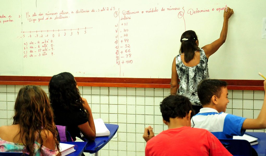 Educação tem pouco espaço nos programas dos presidenciáveis (Foto: Antonio Azevedo ) Educação tem pouco espaço nos programas dos presidenciáveis