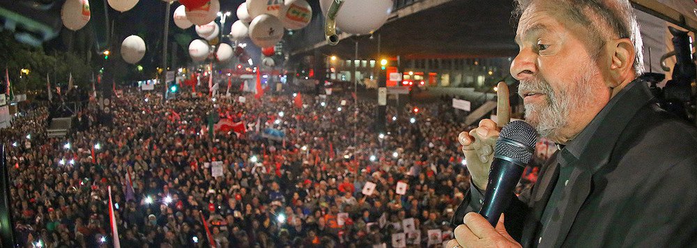 A elite nunca incluiu o povo no Brasil A elite nunca incluiu o povo no Brasil