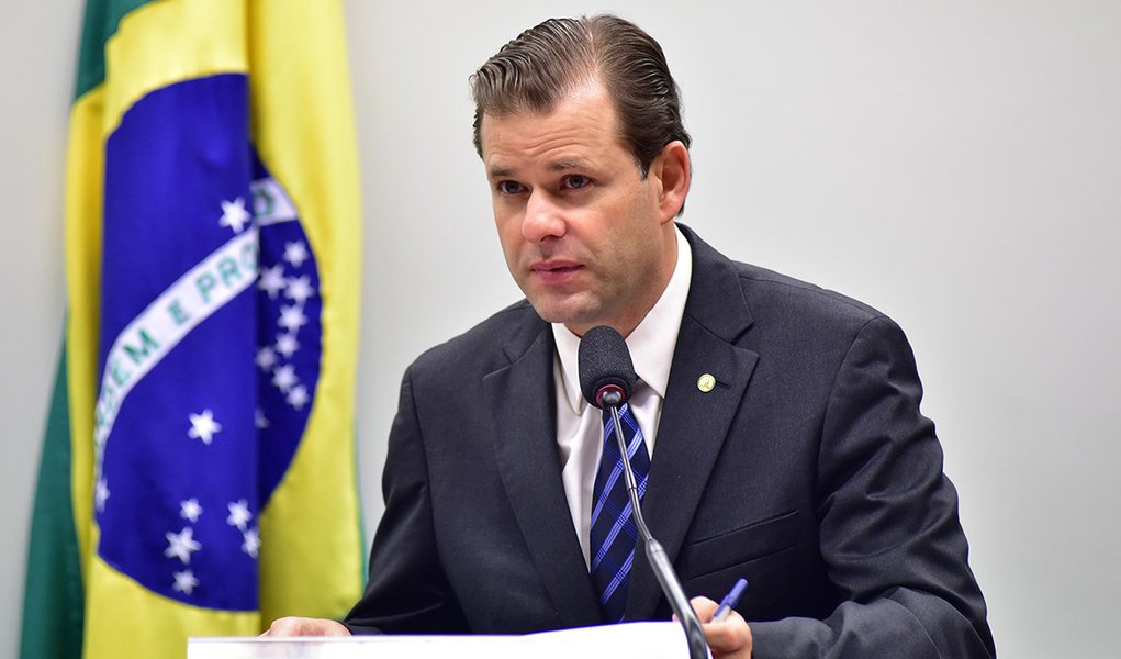 Deputado do MDB recruta apoiador na internet e paga até R$ 9 mil (Foto: Zeca Ribeiro / Câmara dos Deputados) Deputado do MDB recruta apoiador na internet e paga até R$ 9 mil