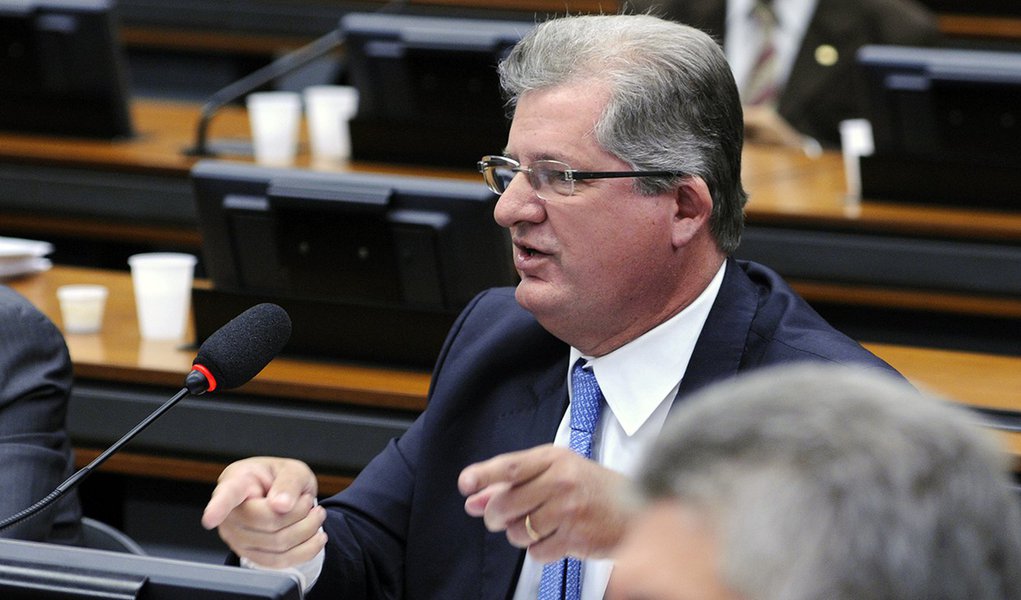 Jutahy: Eleição terá o menor nível de renovação da Câmara (Foto: LUCIO BERNARDO JR) Jutahy: Eleição terá o menor nível de renovação da Câmara