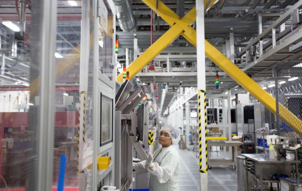 Crescimento do PIB dos EUA no 2º trimestre é revisado para cima a 4,2% (Foto: REUTERS/Natalie Behring) Crescimento do PIB dos EUA no 2º trimestre é revisado para cima a 4,2%