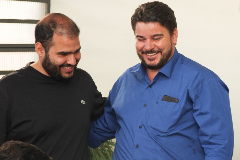Prefeito de Uruaçu declara apoio a Lucas Vergílio: “ajuda o município” Prefeito de Uruaçu declara apoio a Lucas Vergílio: “ajuda o município”