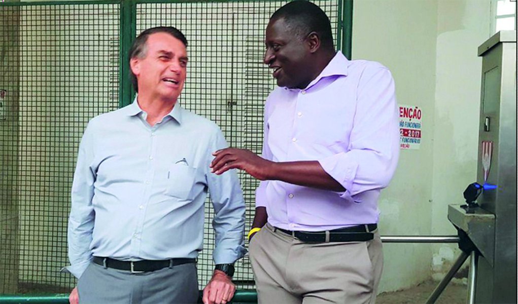O negão do Bolsonaro (Foto: Reprodução/Twitter) O negão do Bolsonaro