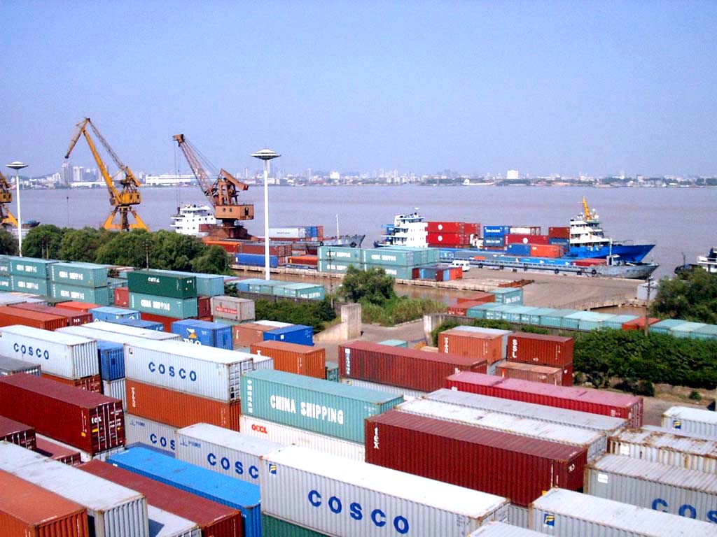 Comércio da China com países do novo Cinturão e Rota da seda supera US$ 6 trilhões Comércio da China com países do novo Cinturão e Rota da seda supera US$ 6 trilhões