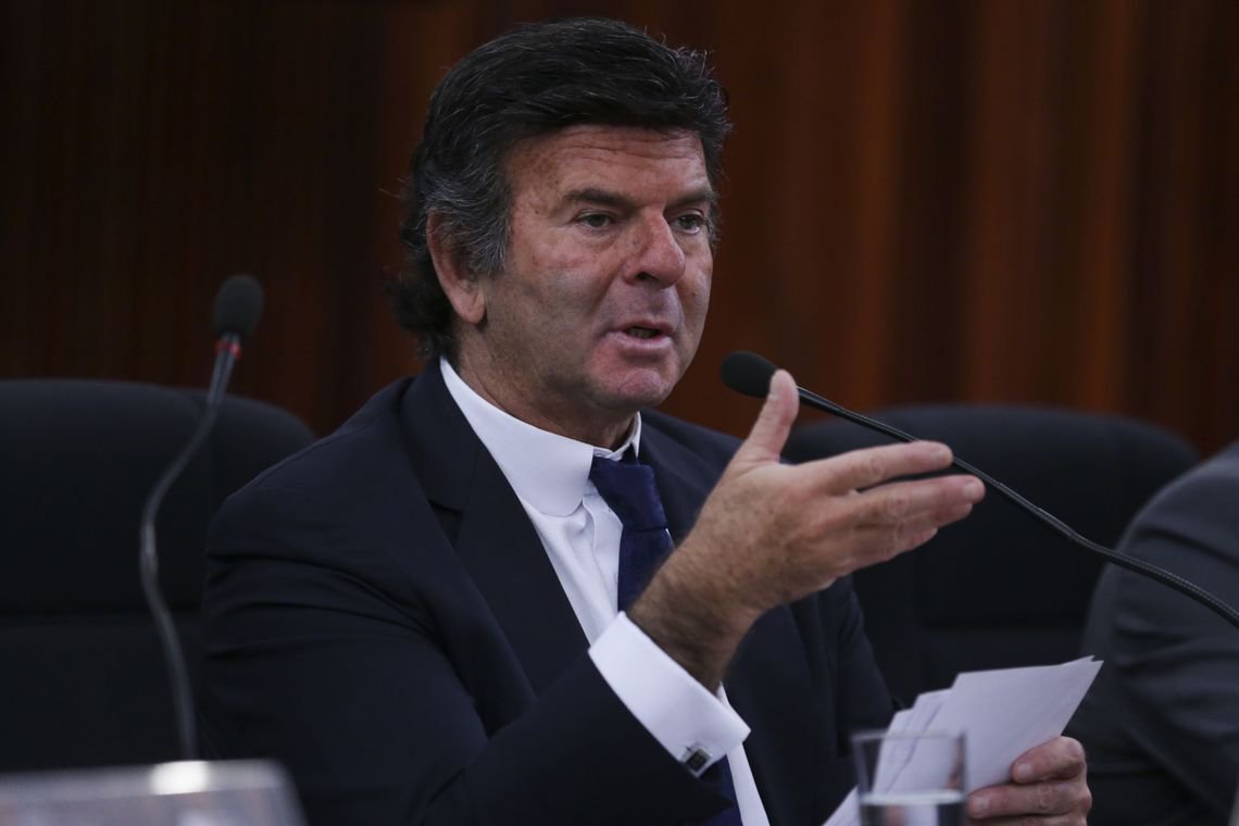 Fux decide que não há urgência em ação contra posse de armas (Foto: José Cruz - ABR) Fux decide que não há urgência em ação contra posse de armas