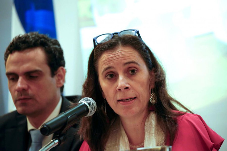 Relatora da OEA lembra que Brasil deve manter compromissos internacionais que assumiu (Foto: OSWALDO RIVAS) Relatora da OEA lembra que Brasil deve manter compromissos internacionais que assumiu