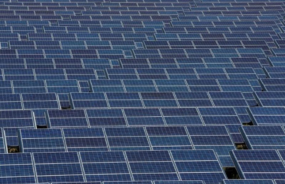 Tarifas dos EUA ameaçam lançamento de dispositivo da Huawei para energia solar Tarifas dos EUA ameaçam lançamento de dispositivo da Huawei para energia solar