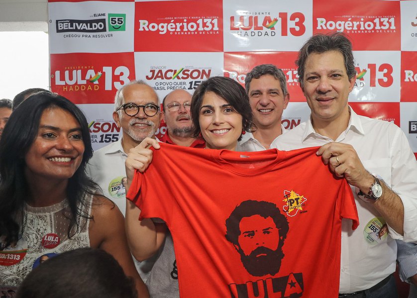 “A chapa Lula-Haddad é imbatível”, diz Manuela “A chapa Lula-Haddad é imbatível”, diz Manuela