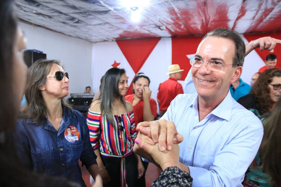 Pela primeira vez desde os anos 80, um candidato de esquerda lidera em SC (Foto: Divulgação/Facebook) Pela primeira vez desde os anos 80, um candidato de esquerda lidera em SC
