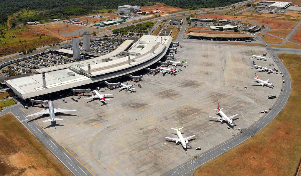 Aéreas criaram fundo de R$ 2,5 mi para repasses a políticos, diz dono da Gol (Foto: Lúcia Sebe/Secom MG) Aéreas criaram fundo de R$ 2,5 mi para repasses a políticos, diz dono da Gol