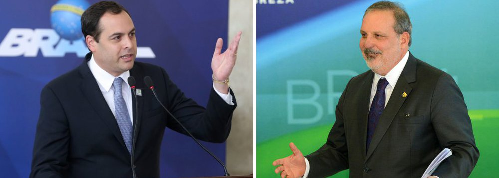 Ibope: Paulo Câmara lidera com 27%. Armando tem 21% Ibope: Paulo Câmara lidera com 27%. Armando tem 21%