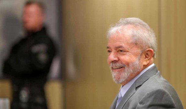 Bresser revela que Lula está apaixonado e vai casar Bresser revela que Lula está apaixonado e vai casar