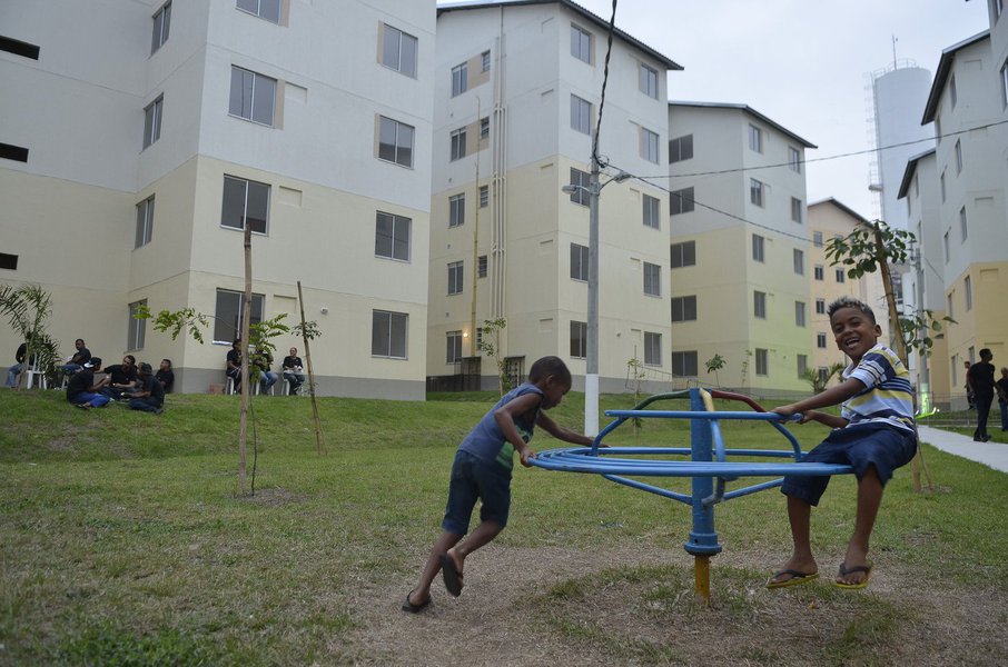 Humberto Costa: No Minha Casa Minha Vida de Bolsonaro, proprietário vira inquilino (Foto: Fernando Frazão/Agência Brasil) Humberto Costa: No Minha Casa Minha Vida de Bolsonaro, proprietário vira inquilino