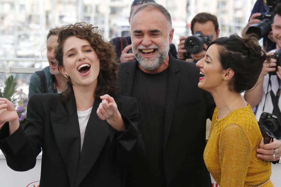 Filme do brasileiro Karim Aïnouz é vencedor da mostra 'Um Certo Olhar' em Cannes Filme do brasileiro Karim Aïnouz é vencedor da mostra 'Um Certo Olhar' em Cannes