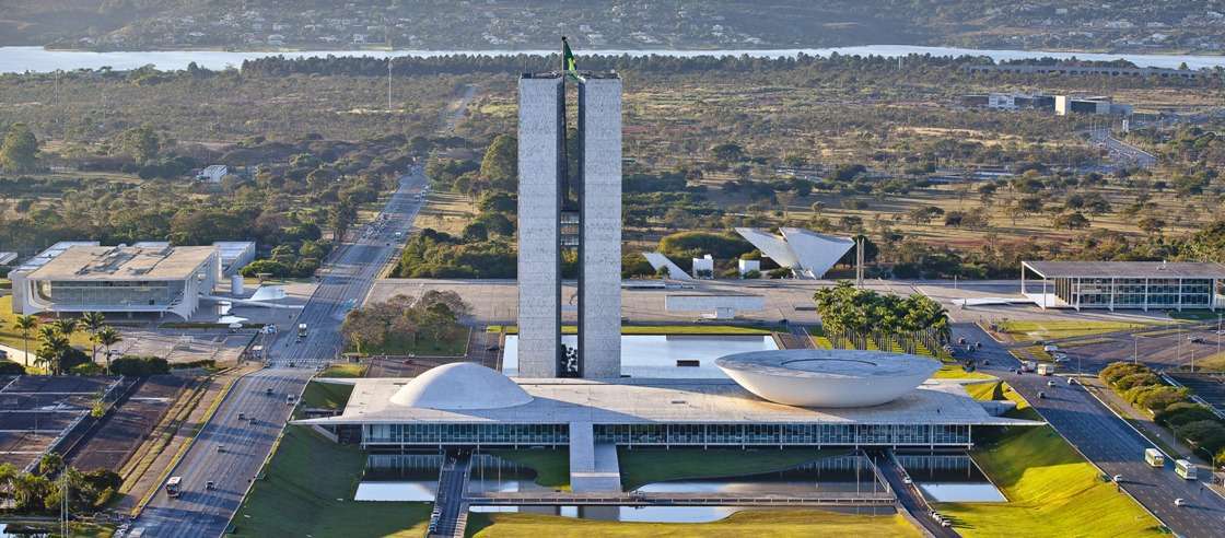 Crise política leva presidentes dos poderes a se reunirem nesta terça-feira www.brasil247.com - Crise política leva presidentes dos poderes a se reunirem nesta terça-feira