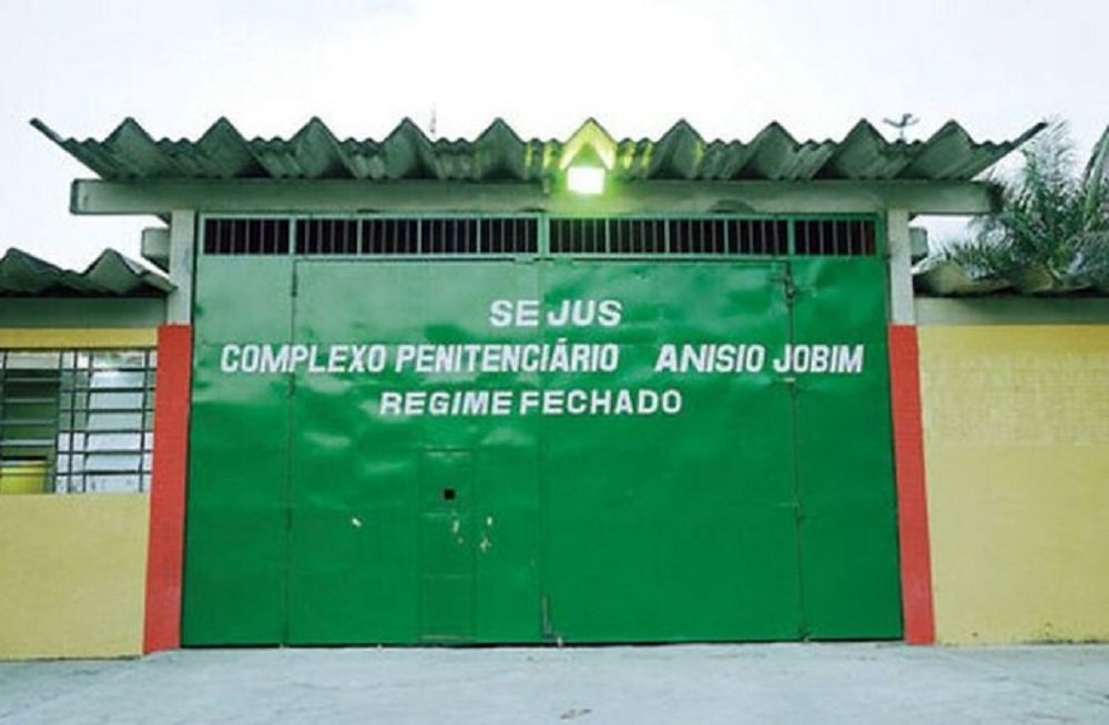 Nove líderes de facção criminosa serão transferidos de Manaus para presídios federais Nove líderes de facção criminosa serão transferidos de Manaus para presídios federais