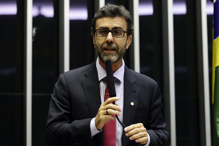 PSOL quer que AGU explique defesa de polícia nas universidades (Foto: Agência Câmara) PSOL quer que AGU explique defesa de polícia nas universidades