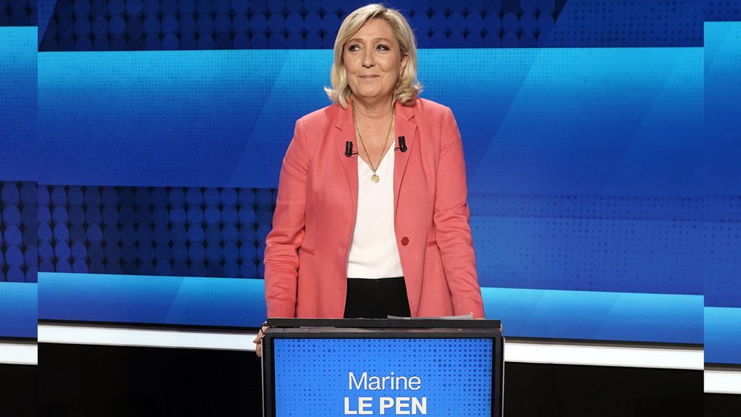Eleições europeias: extrema direita lidera com 23% na França Eleições europeias: extrema direita lidera com 23% na França
