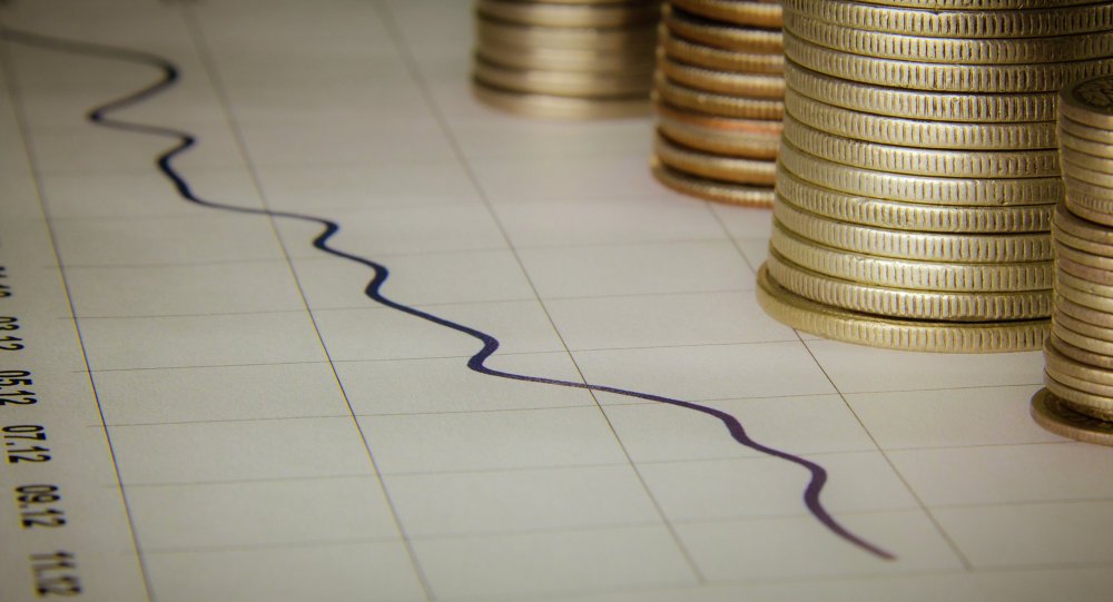 Eleito com a promessa de recuperar economia, Bolsonaro promove a recessão Eleito com a promessa de recuperar economia, Bolsonaro promove a recessão