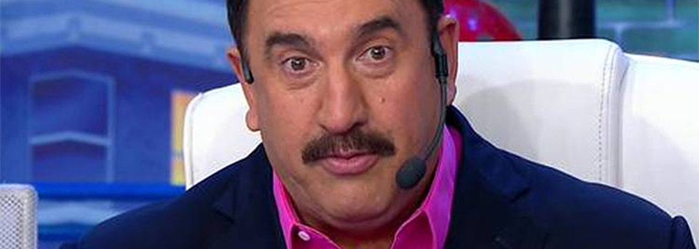 Ratinho e SBT terão de pagar R$ 400 mil a padres por fakenews Ratinho e SBT terão de pagar R$ 400 mil a padres por fakenews