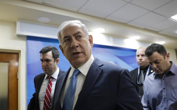 Israelenses vão às ruas em protesto contra Netanyahu (Foto: REUTERS/Ronen Zvulun) Israelenses vão às ruas em protesto contra Netanyahu