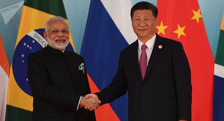 China pede que Índia se una a esforços para conter perseguição dos EUA China pede que Índia se una a esforços para conter perseguição dos EUA