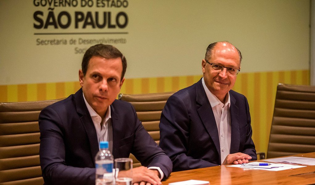 Doria defende afastamento de Alckmin do PSDB Doria defende afastamento de Alckmin do PSDB