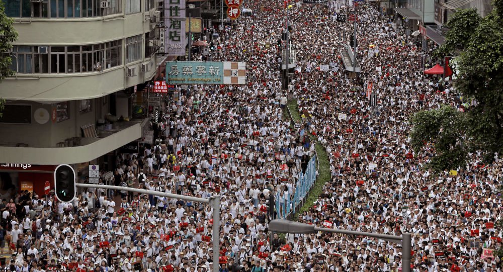 China apoia decisões do governo de Hong Kong, afirma porta-voz China apoia decisões do governo de Hong Kong, afirma porta-voz