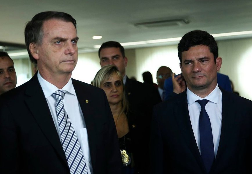 Moro, Bolsonaro e a Democracia sinuosa brasileira (Foto: José Cruz - ABR) Moro, Bolsonaro e a Democracia sinuosa brasileira