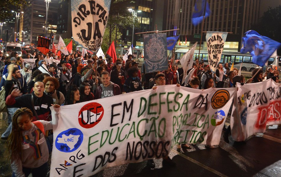 A potência da juventude na luta contra os retrocessos A potência da juventude na luta contra os retrocessos