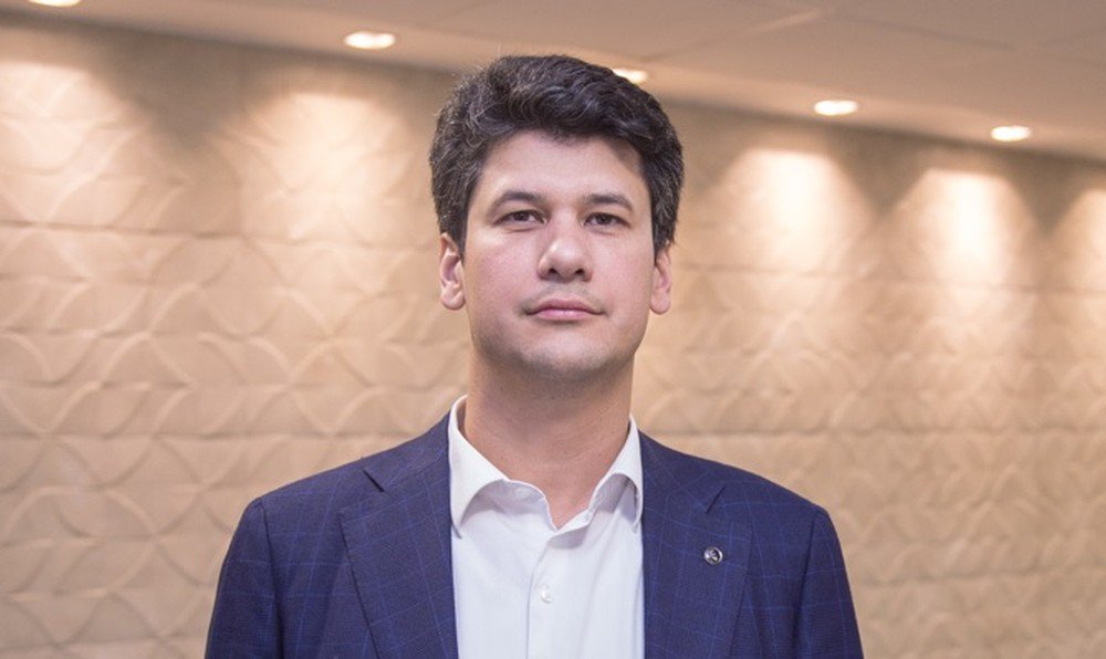 Gustavo Montezano é escolhido para assumir o BNDES com a tarefa de privatizar tudo Gustavo Montezano é escolhido para assumir o BNDES com a tarefa de privatizar tudo