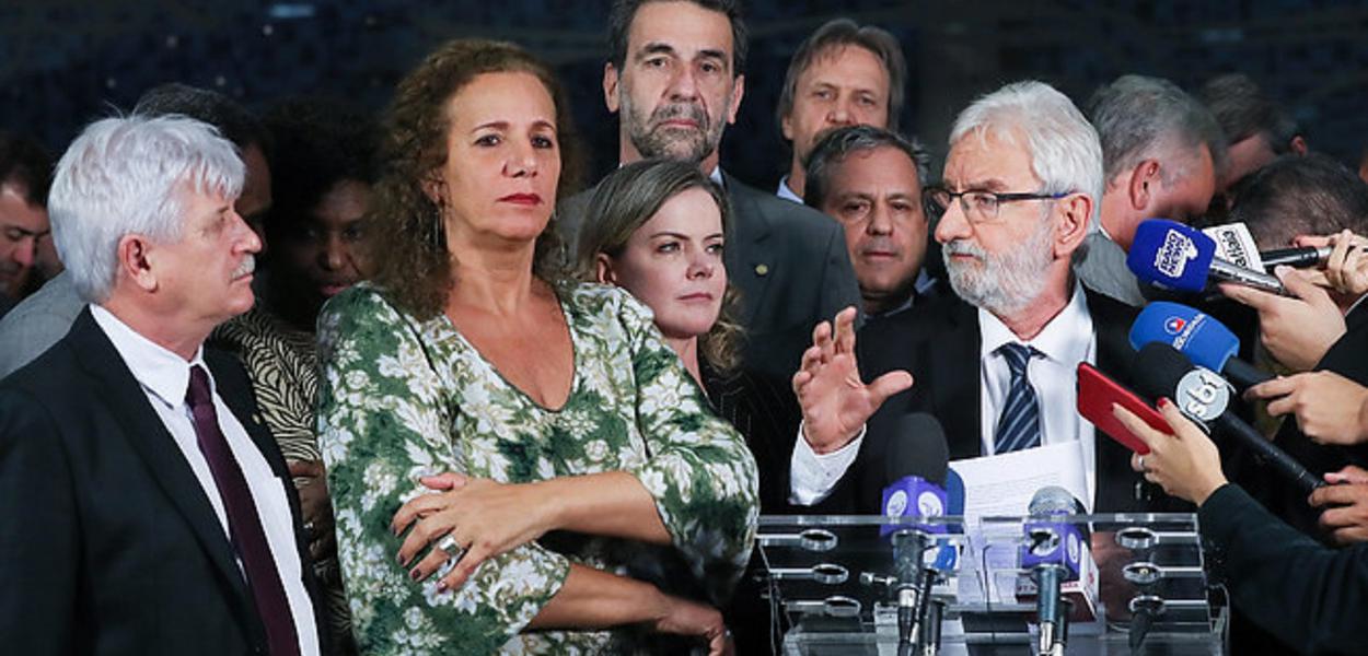 Brasília- DF. 18-06-2019- Coletiva da oposição no congresso. Foto Lula Marques Brasília- DF. 18-06-2019- Coletiva da oposição no congresso. Foto Lula Marques