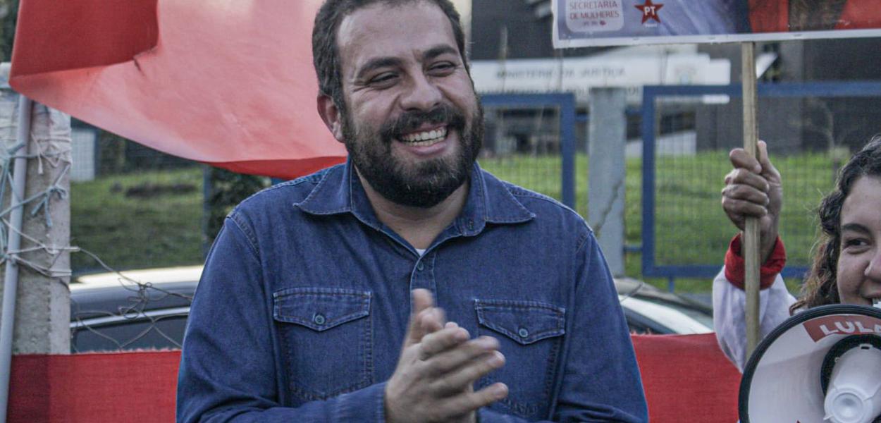 Guilherme Boulos visita Lula (Foto: Eduardo Matysiak) Guilherme Boulos visita Lula