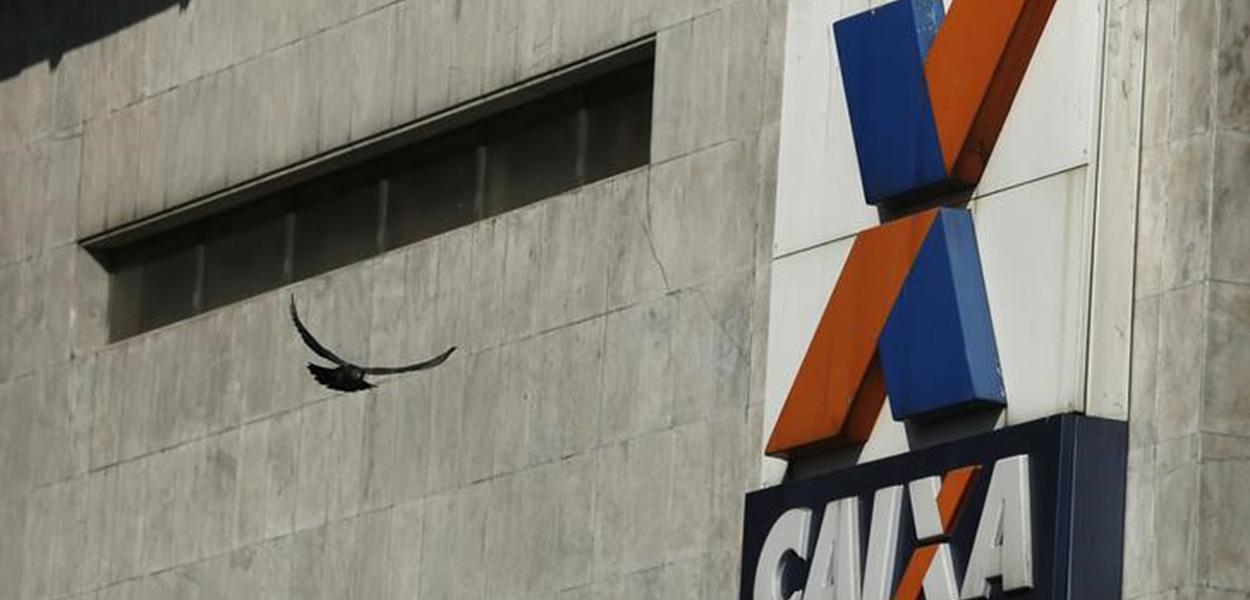 Agência da Caixa Econômica Federal no centro do Rio de Janeiro. (Foto: REUTERS/Pilar Olivares) Agência da Caixa Econômica Federal no centro do Rio de Janeiro.