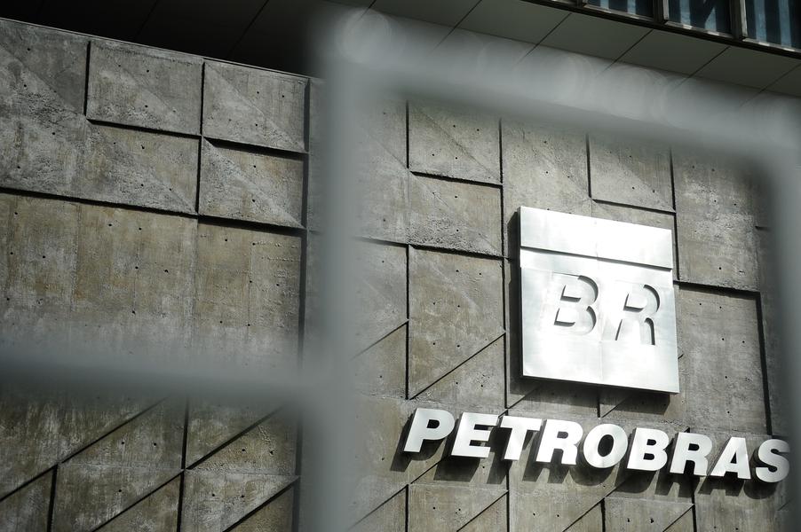 Frente Parlamentar em Defesa da Petrobras será lançada nesta quarta (Foto: Tânia Rêgo/Agência Brasil) Frente Parlamentar em Defesa da Petrobras será lançada nesta quarta