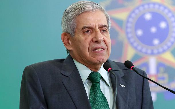 (BrasÃlia - DF, 02/01/2019) Cerimônia de transmissão do cargo de Ministro-Chefe da Casa Civil da Presidência da República, do Senhor Eliseu Padilha ao Senhor Onyx Lorenzoni; do cargo de Ministro da Secretaria-Geral da Presidência, do Senhor Ronaldo Fonseca ao Senhor Gustavo Bebianno; do cargo de Ministro da Secretaria de Governo, do Senhor Carlos Marun ao Senhor General Carlos Alberto; do cargo de Ministro da Segurança Institucional, do Senhor Sergio Etchegoyen ao Senhor General Augusto Heleno. Foto: Marcos Corrêa/PR (Foto: Marcos Correa) (BrasÃlia - DF, 02/01/2019) Cerimônia de transmissão do cargo de Ministro-Chefe da Casa Civil da Presidência da República, do Senhor Eliseu Padilha ao Senhor Onyx Lorenzoni; do cargo de Ministro da Secretaria-Geral da Presidência, do Senhor Ronaldo Fonseca ao Senhor Gustavo Bebianno; do cargo de Ministro da Secretaria de Governo, do Senhor Carlos Marun ao Senhor General Carlos Alberto; do cargo de Ministro da Segurança Institucional, do Senhor Sergio Etchegoyen ao Senhor General Augusto Heleno. Foto: Marcos Corrêa/PR