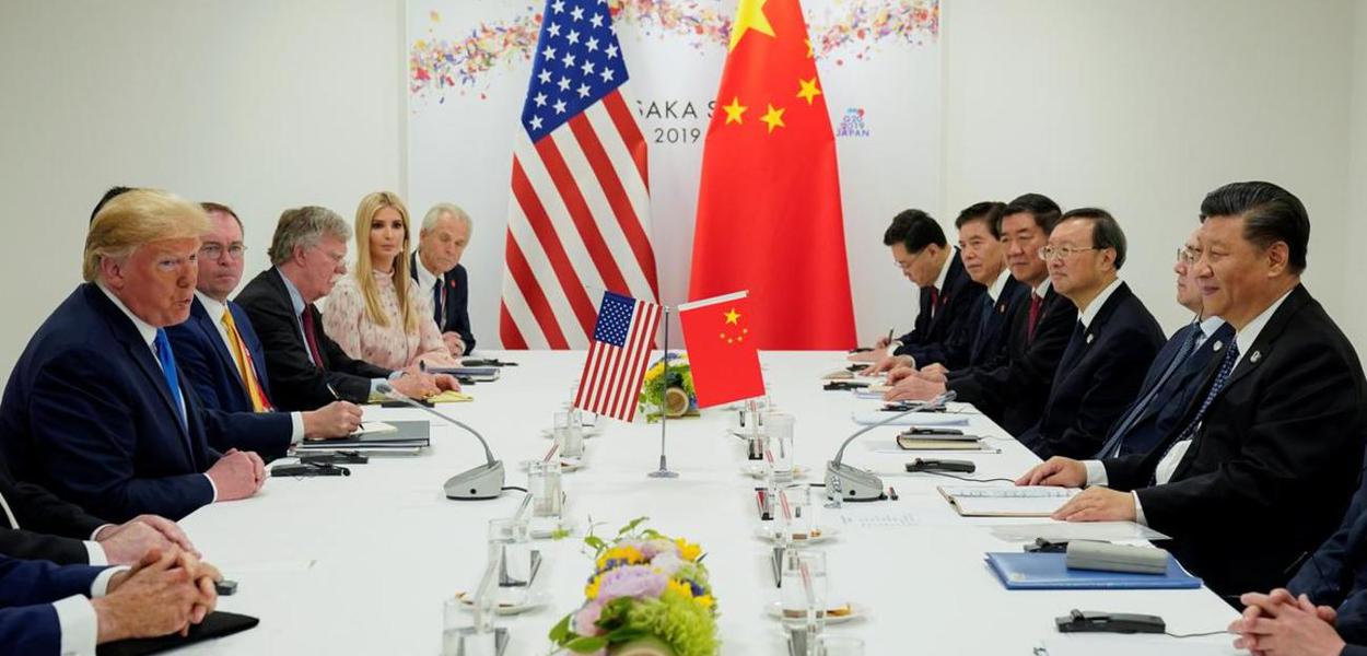 Donald Trump e Xi Jinping em encontro no G20, em Osaka, Japão (Foto: REUTERS/Kevin Lamarque) Donald Trump e Xi Jinping em encontro no G20, em Osaka, Japão