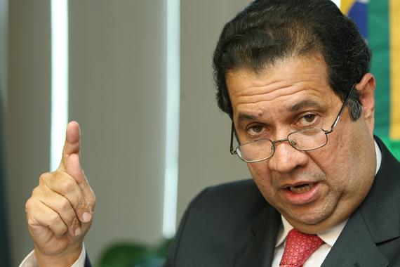 Carlos Lupi afirma que ex-prefeito Luciano Ducci é 'ótimo nome' para vice de Ciro Gomes (Foto: CELSO JUNIOR) Carlos Lupi afirma que ex-prefeito Luciano Ducci é 'ótimo nome' para vice de Ciro Gomes