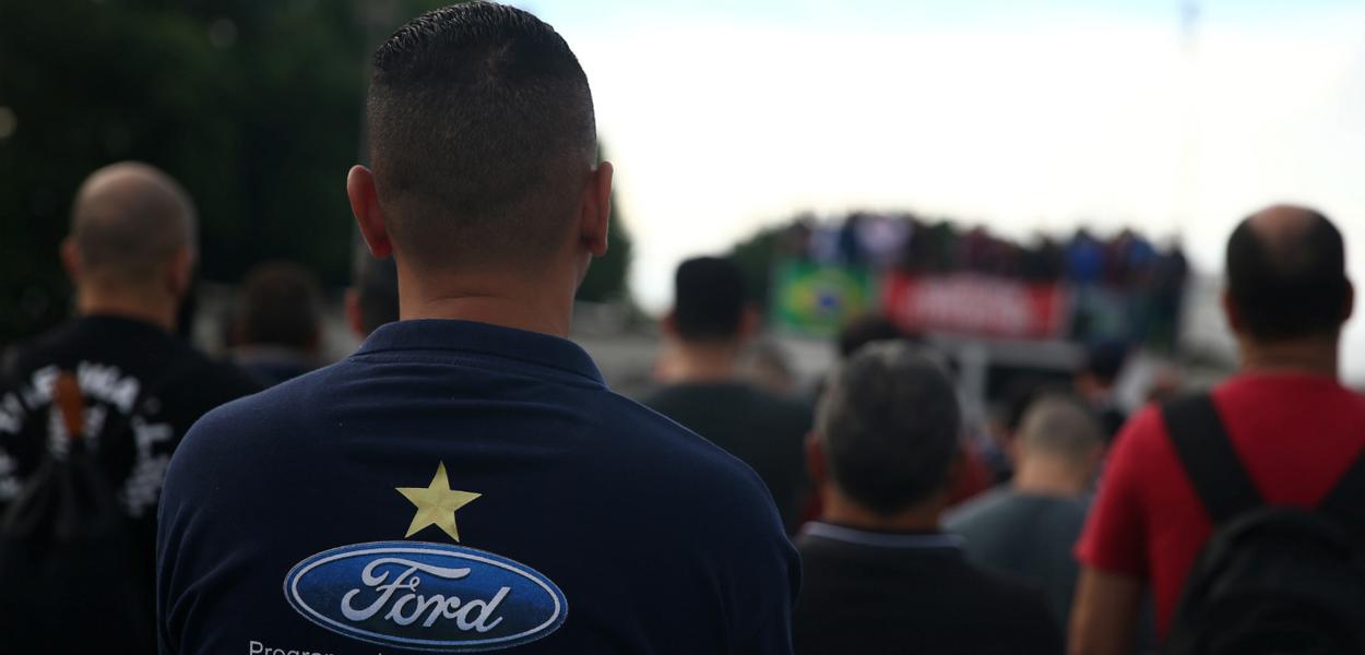Trabalhadores serão demitidos da Ford (Foto: Amanda Perobelli/Reuters) Trabalhadores serão demitidos da Ford
