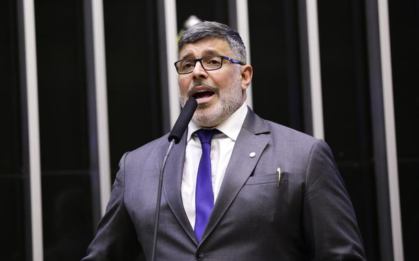 Governo já apanha até de Alexandre Frota (Foto: Michel Jesus - Câmara) Governo já apanha até de Alexandre Frota