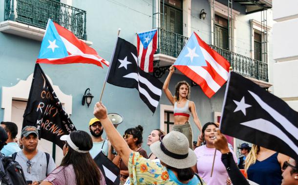 Protestos em San Juan, Porto Rico, após vazamentos de conversas impróprias no Telegram (Foto: REUTERS/ GABRIELLA N. BAEZ) Protestos em San Juan, Porto Rico, após vazamentos de conversas impróprias no Telegram