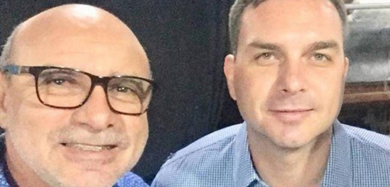 Fabrício Queiroz e Flavio Bolsonaro (Foto: Reprodução) Fabrício Queiroz e Flavio Bolsonaro