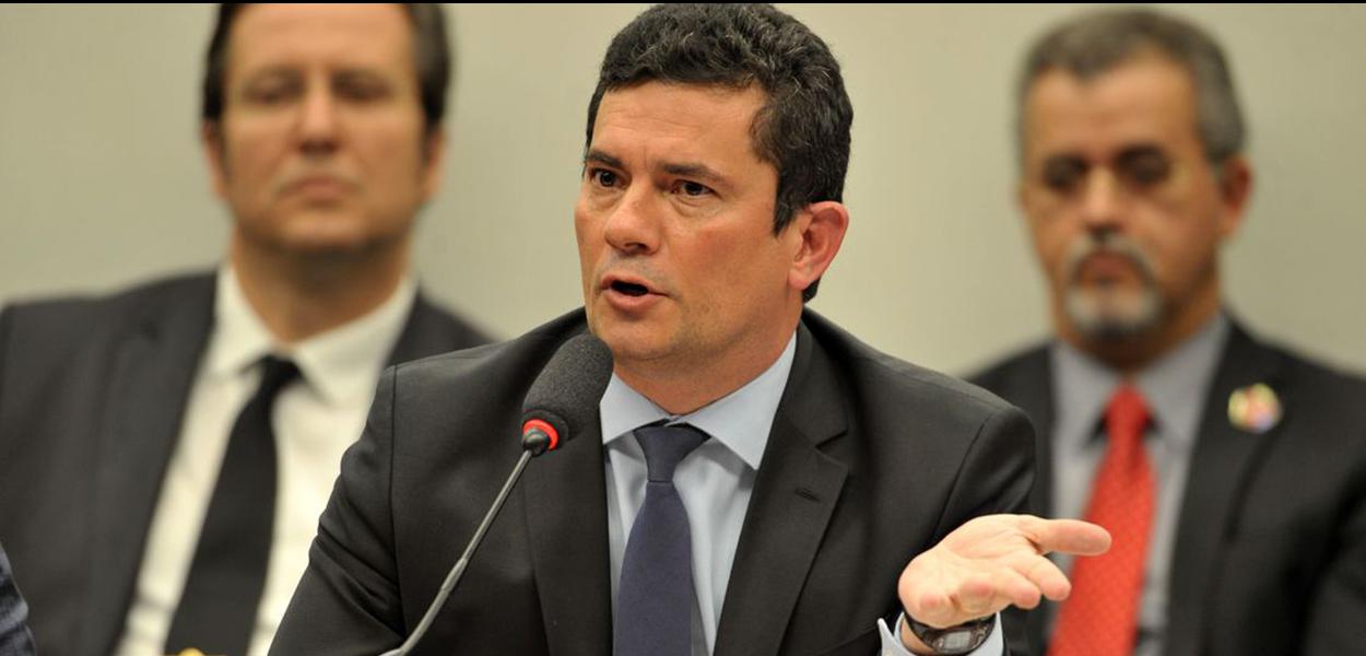 O ministro da Justiça e Segurança Pública, Sergio Moro, durante audiência pública na Comissão de Constituição e Justiça (CCJ) da Câmara dos Deputados. (Foto: Fabio Rodrigues Pozzebom/Agênci) O ministro da Justiça e Segurança Pública, Sergio Moro, durante audiência pública na Comissão de Constituição e Justiça (CCJ) da Câmara dos Deputados.