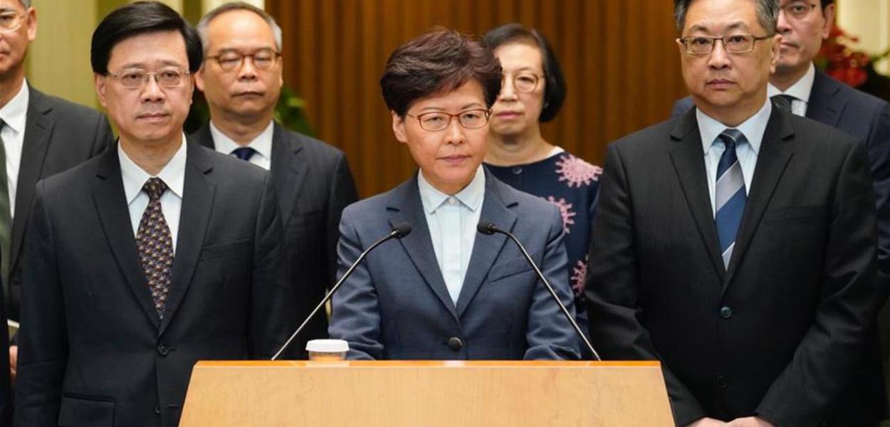Carrie Lam, governadora de Hong Kong (Foto: Xinhua) Carrie Lam, governadora de Hong Kong
