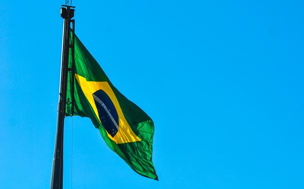 Troca da Bandeira Nacional marca festividades do aniversário de Brasília. (Foto: Pedro Ventura/Agência Brasília) Troca da Bandeira Nacional marca festividades do aniversário de Brasília.