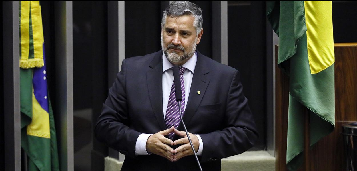 Ordem do dia para discussão e votação de diversos projetos. Dep. Paulo Pimenta (PT - RS)03/09/2019 (Foto: Luis Macedo/Câmara dos Deputados) Ordem do dia para discussão e votação de diversos projetos. Dep. Paulo Pimenta (PT - RS)03/09/2019
